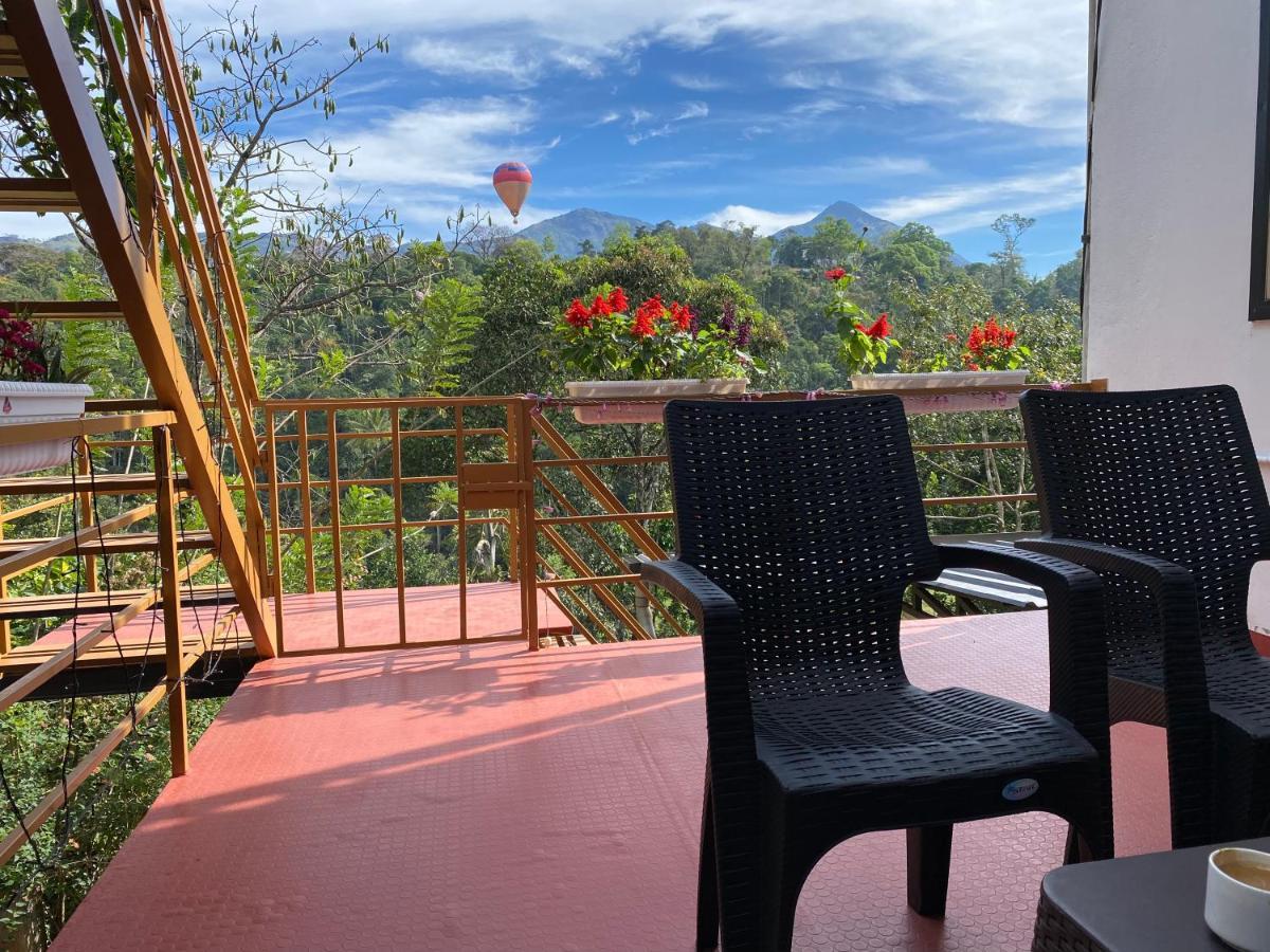 Bed and Breakfast Munnar Bnb Экстерьер фото